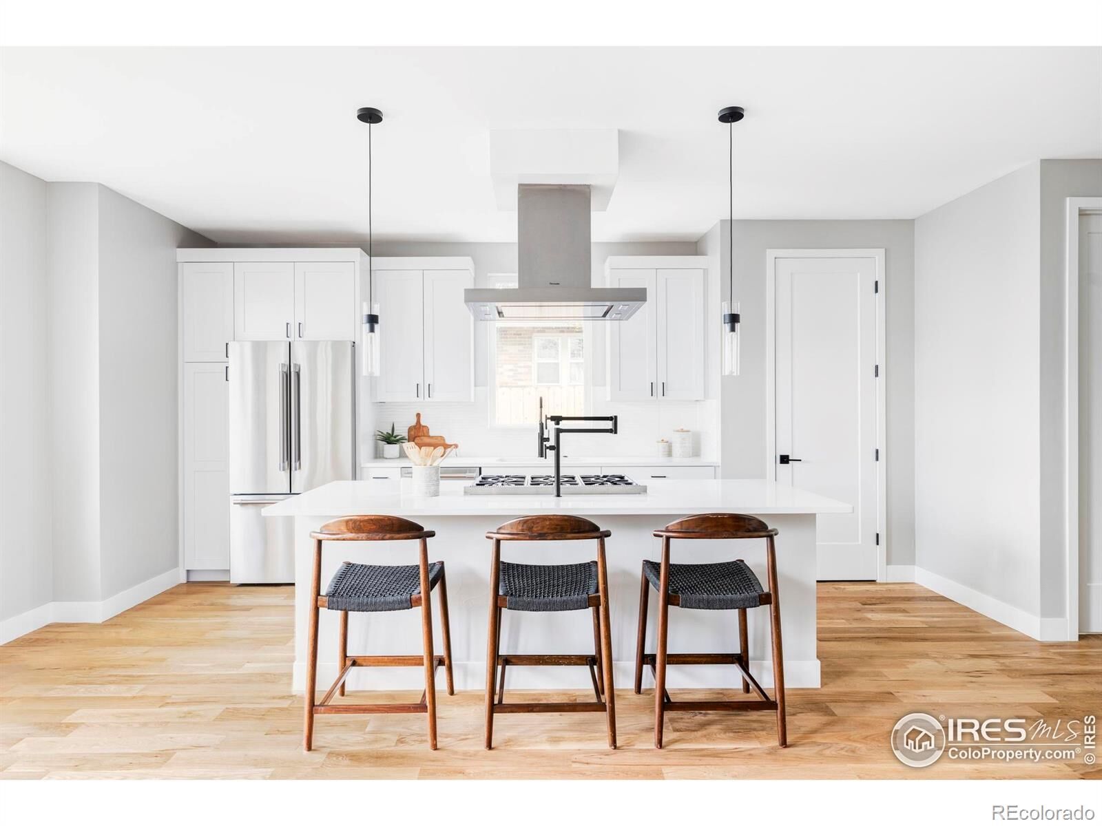 Property Photo: 1543 Glencoe Street CO 80220