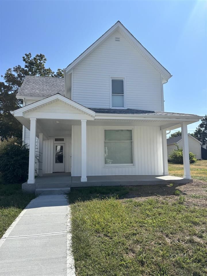 Property Photo: 207 S Main Street IN 47353