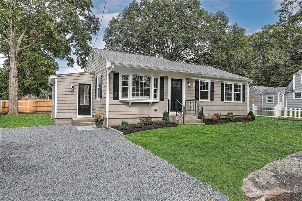 Property Photo:  5 Williams Street  RI 02806 