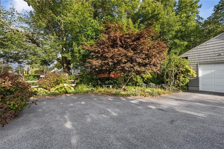 Property Photo:  9 Boiling Spring Ave Avenue  RI 02891 