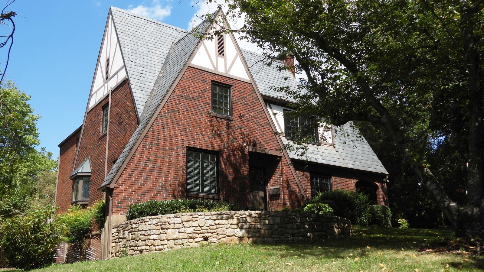 Property Photo:  3235 Brightwood Pl SW  VA 24014 
