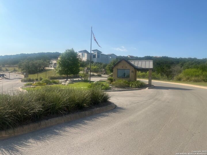 510 Winding Ravine  San Antonio TX 78258 photo