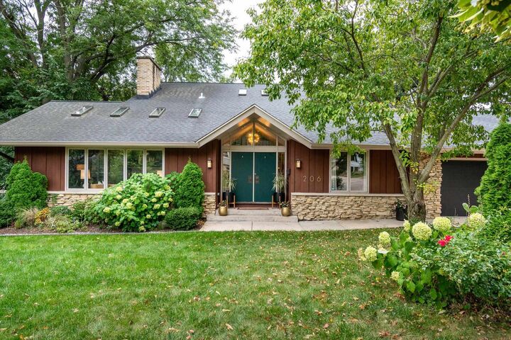 Property Photo:  206 Ozark Trail  WI 53705