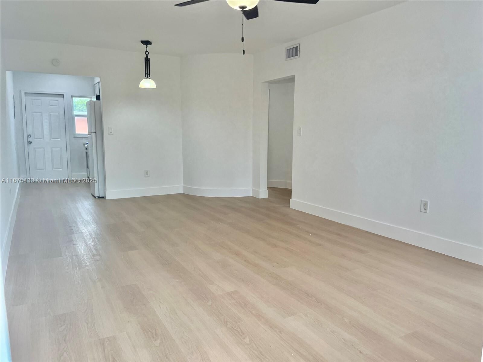 Property Photo: 3401 SW 11 St 3 (Aka 1B) FL 33135