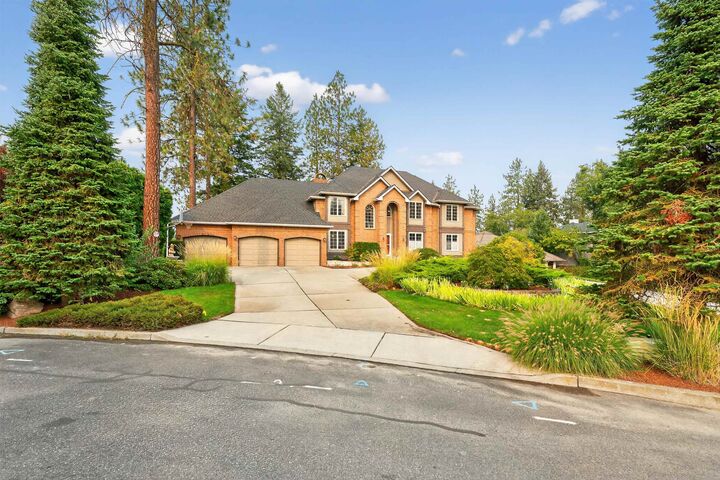 Property Photo:  13123 N Howard Ln  WA 99208 