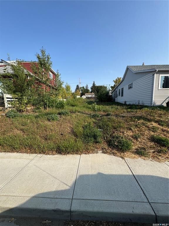 Photo de la propriété: 958 Athabasca Street W SK S6H 2E4