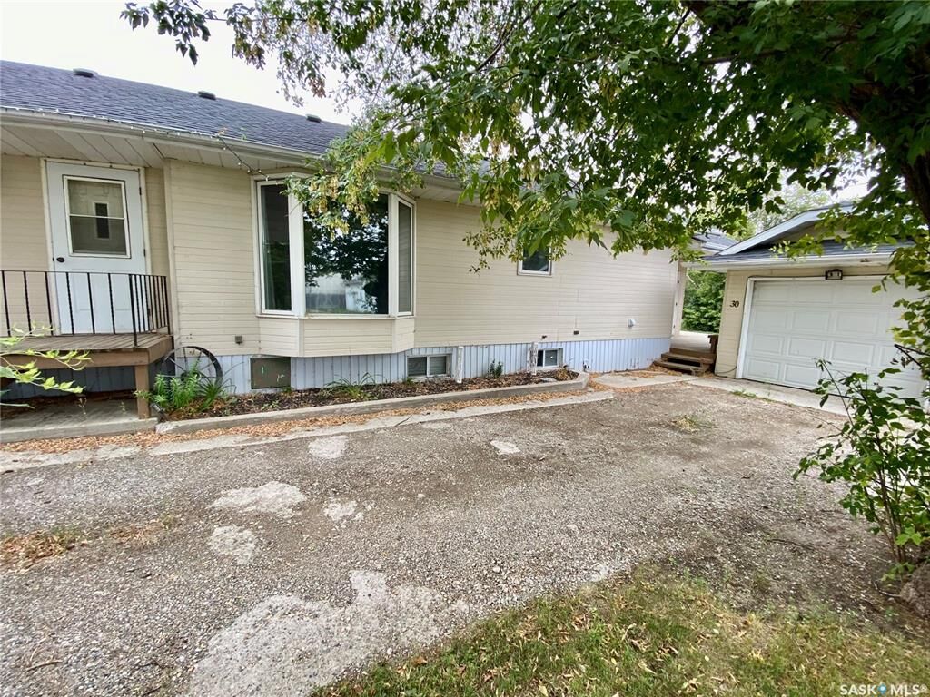 Property Photo: 30 Rhodes Street SK S0C 2H0