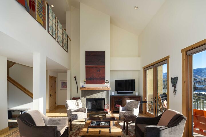Property Photo:  104 Village Way #15  ID 83353 