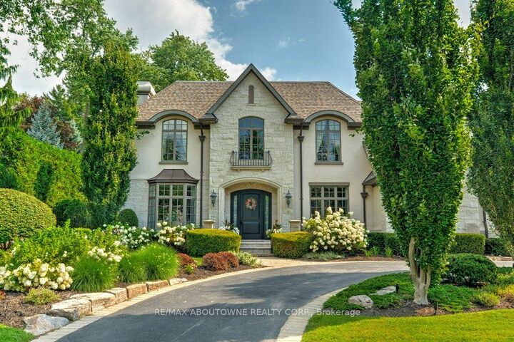 1237 Donlea Crescent  Oakville ON L6J 1V8 photo