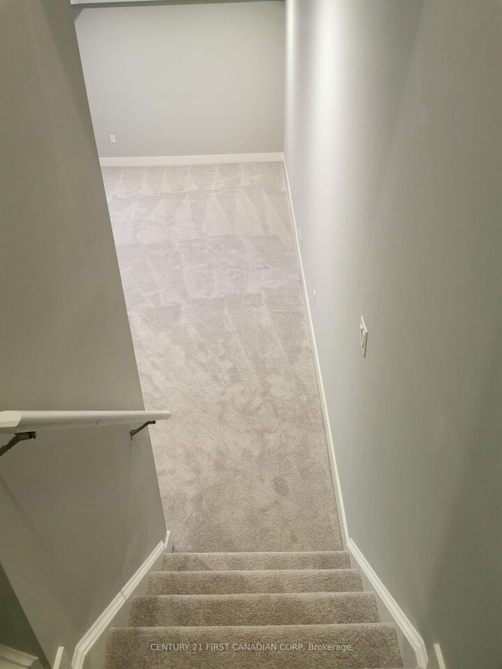 Property Photo: 745 Chelton Road 39 ON N6M 0A2