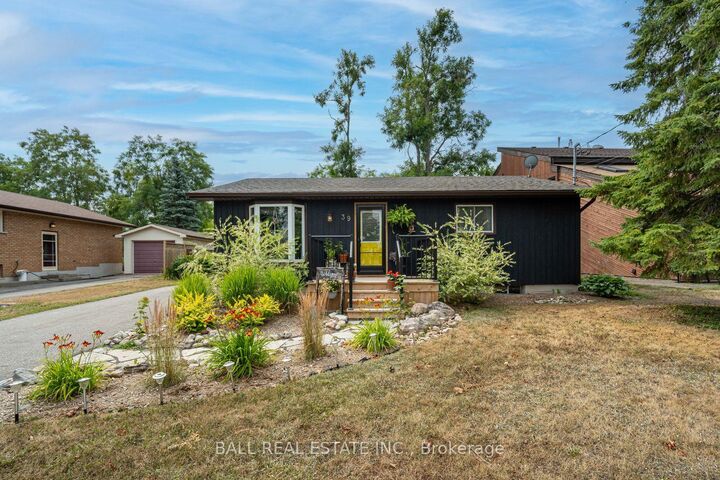 39 Bishop Street  Selwyn ON K0L 2H0 photo