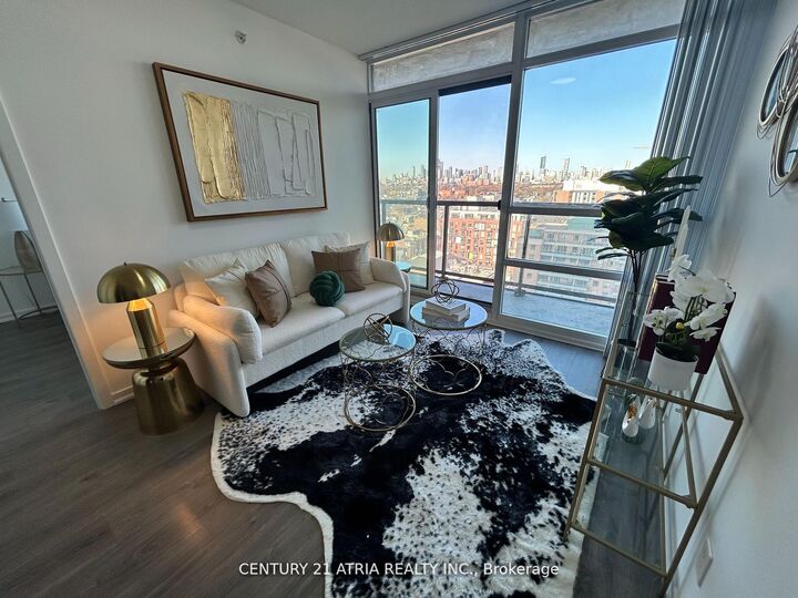 Property Photo:  68 Abell Street 1606  ON M6J 0B1 