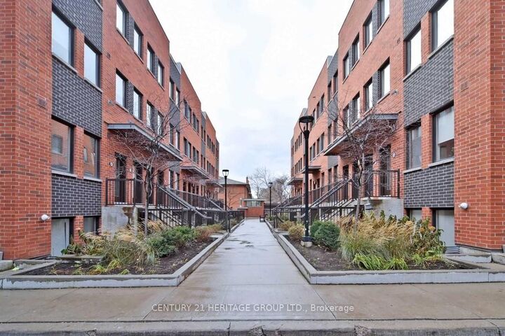 68 Winston Park Boulevard 44  Toronto ON M3K 1C2 photo