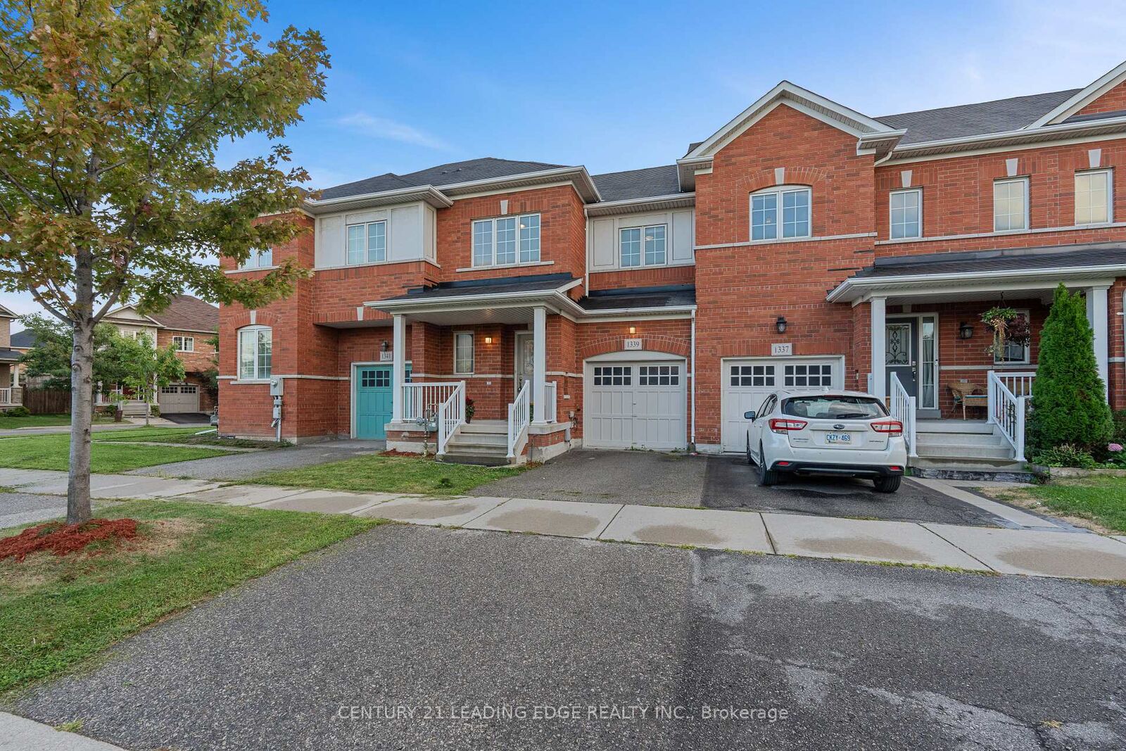 Property Photo:  1339 Brandon Terrace  ON L9T 7R4 
