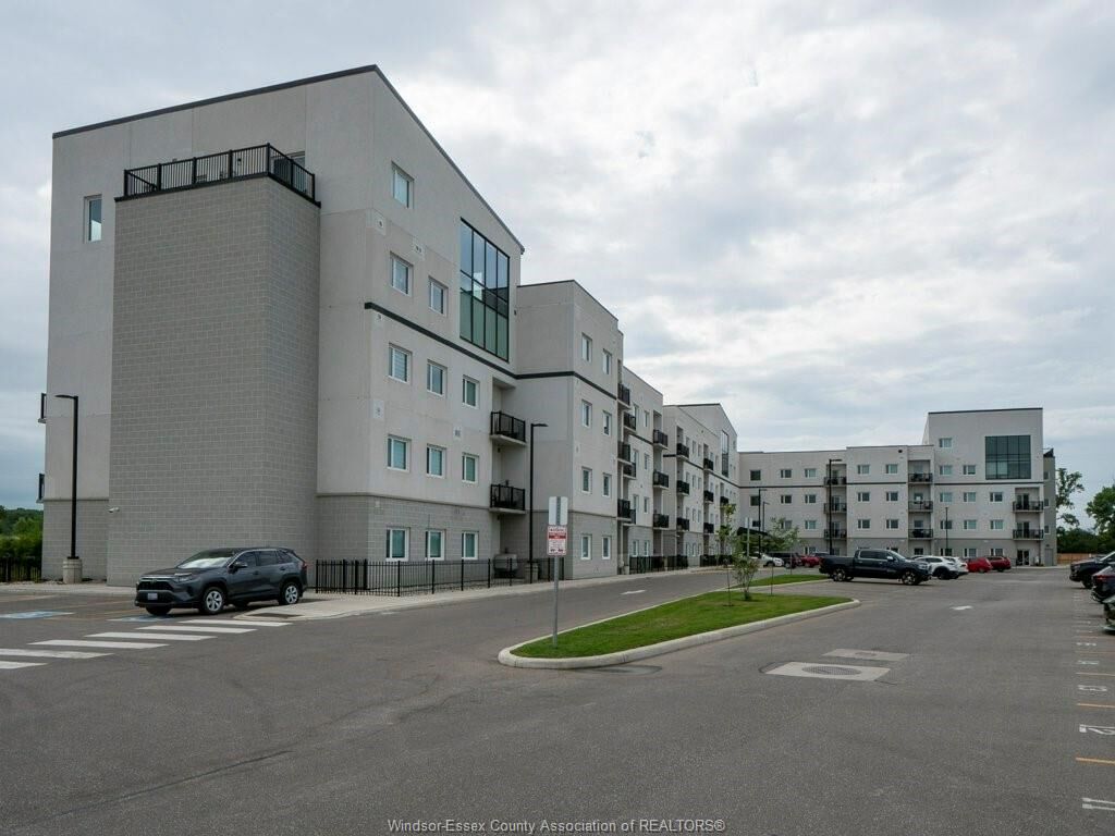 Property Photo:  1900 Concession Rd 6 104  ON N9H 0P1 