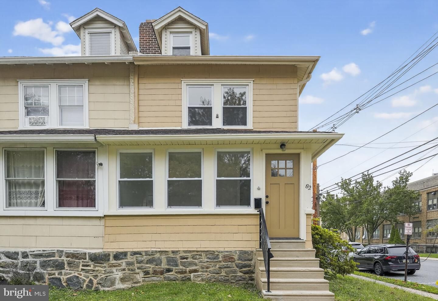 Property Photo:  82 E Essex Avenue  PA 19050 
