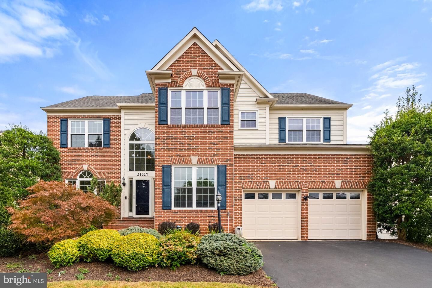 Property Photo:  21314 Fultonham Circle  VA 20147 