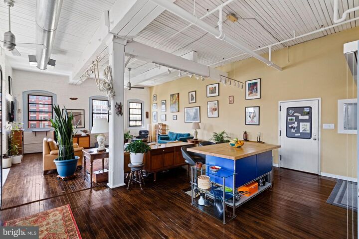 Property Photo: 429 N 13th Street 5G PA 19123