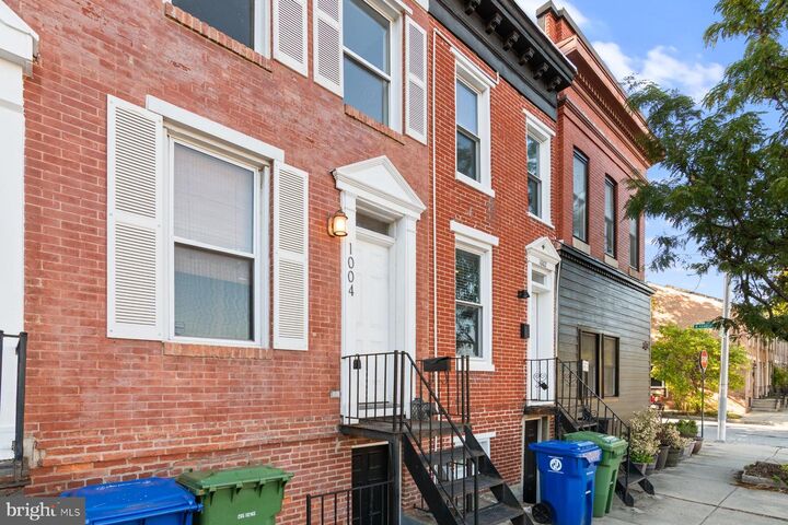 Property Photo:  1004 S Paca Street  MD 21230 