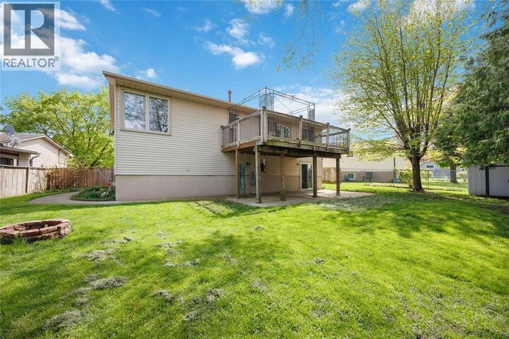 Property Photo:  338 Ascot Place  ON N0N 1G0 