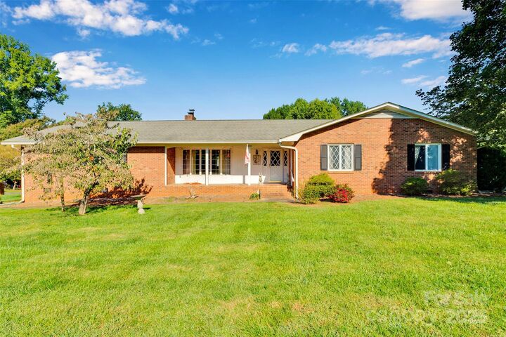 10701 Washam Potts Road  Cornelius NC 28031 photo
