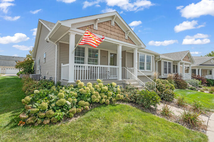 Property Photo: 2720 Northridge Lane IA 50014
