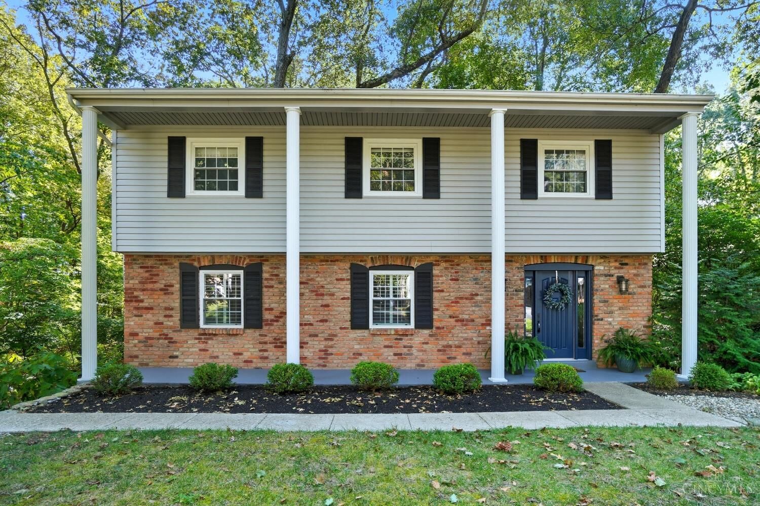 Property Photo:  814 Oak Canyon Drive  OH 45140 