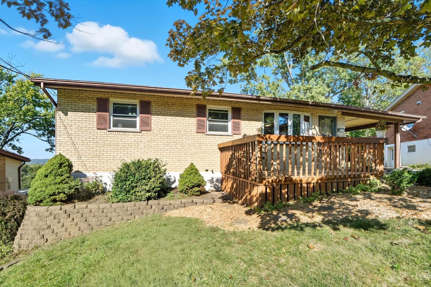 Property Photo:  109 Calico Court  OH 45215 