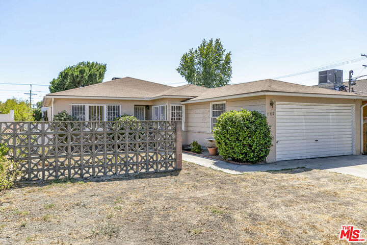 Property Photo:  11852 Lemay St  CA 91606 