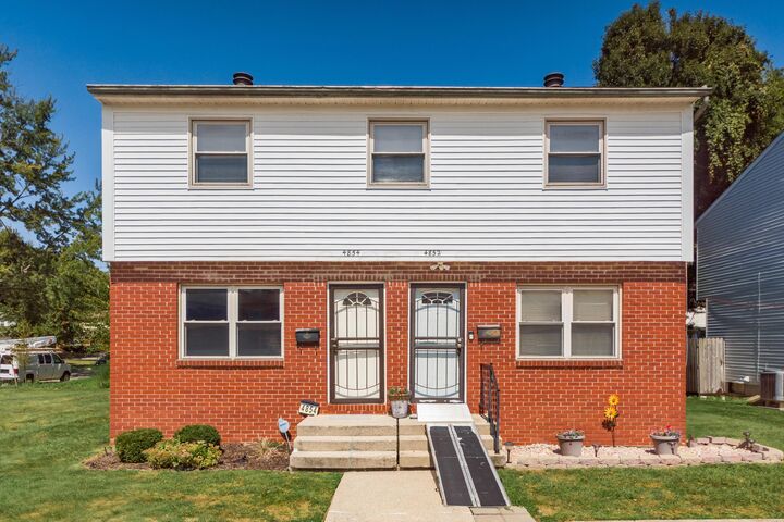 Property Photo:  4854 Snowbird Circle  OH 43229 