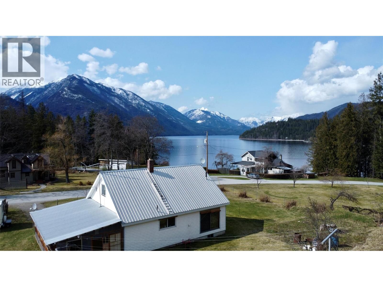 Property Photo:  1118 Kildare Street  BC V0G 1S0 