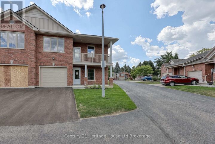 19 Anderson Street 14  Woodstock (Woodstock - South) ON N4S 9A3 photo