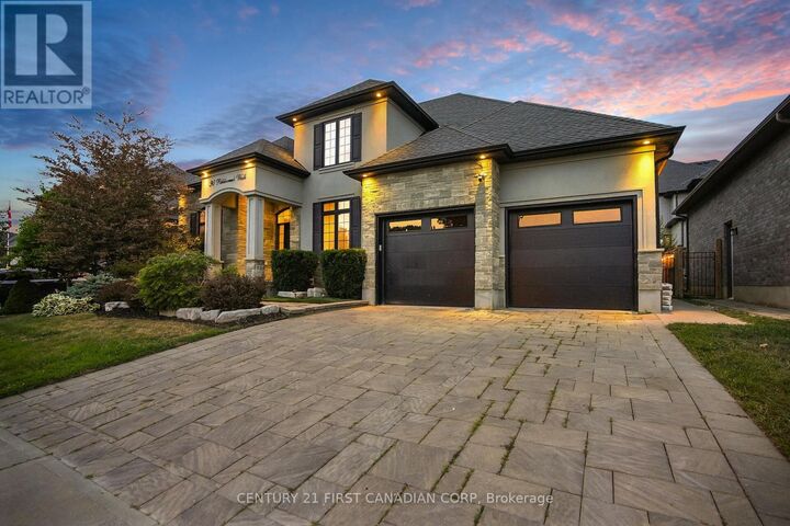 Property Photo: 90 West Pebblecreek Walk West ON N6G 0K6