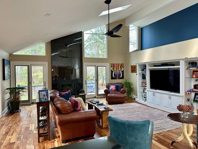 Property Photo: 5075 Saybrook Place PA 16505