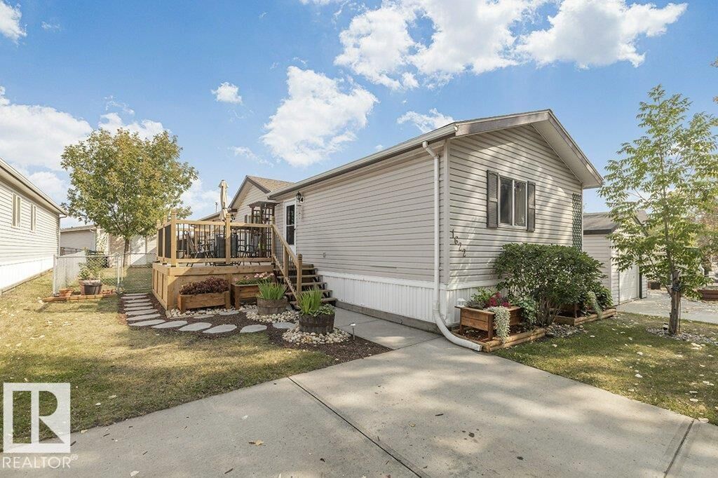 Property Photo:  1622 66 Avenue NW  AB T6P 0A5 