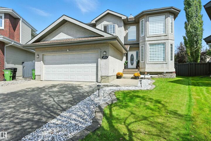 Property Photo:  2915 Tredger Green NW  AB T6R 3R7 
