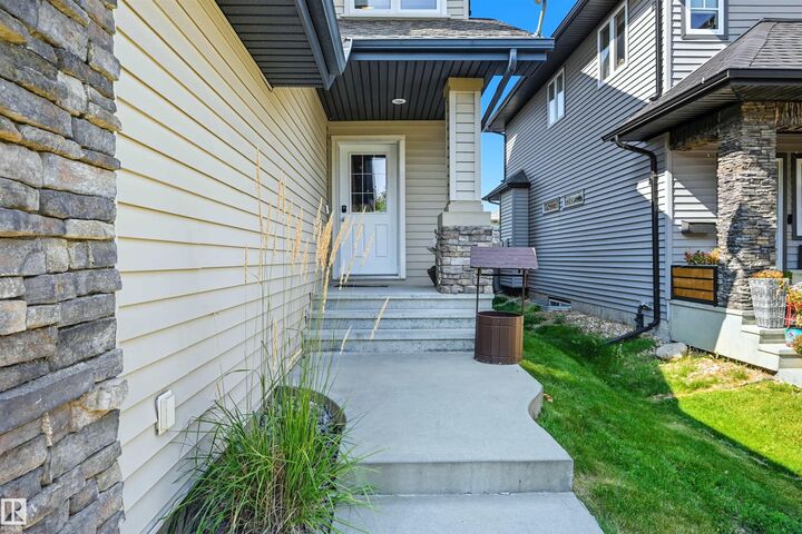 Property Photo:  2608 Anderson Crescent SW  AB T6W 0K9 