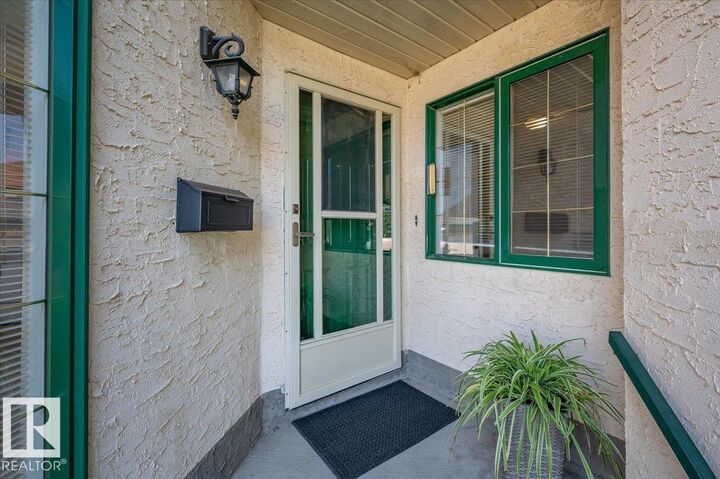 Property Photo:  1034 Carter Crest Road NW  AB T6R 2K2 