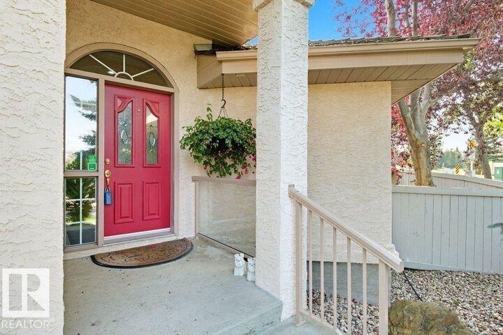 Property Photo:  1023 Carter Crest Road NW  AB T6R 2K1 