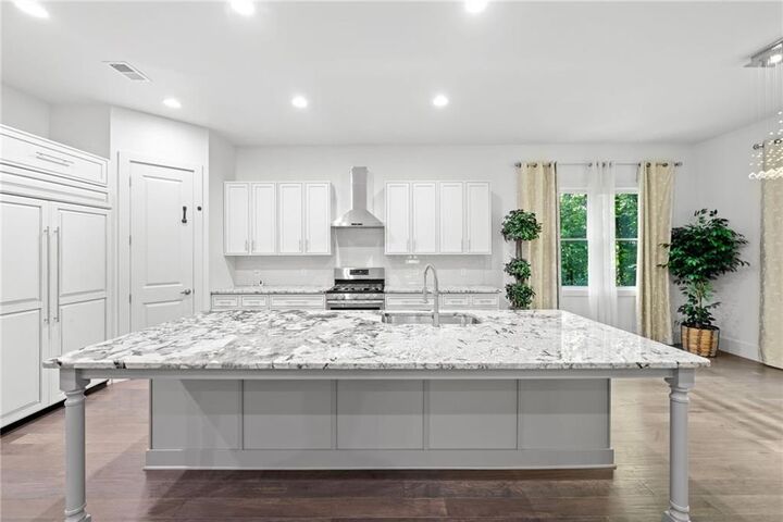 Property Photo:  304 Old Cove Road N  GA 30143 