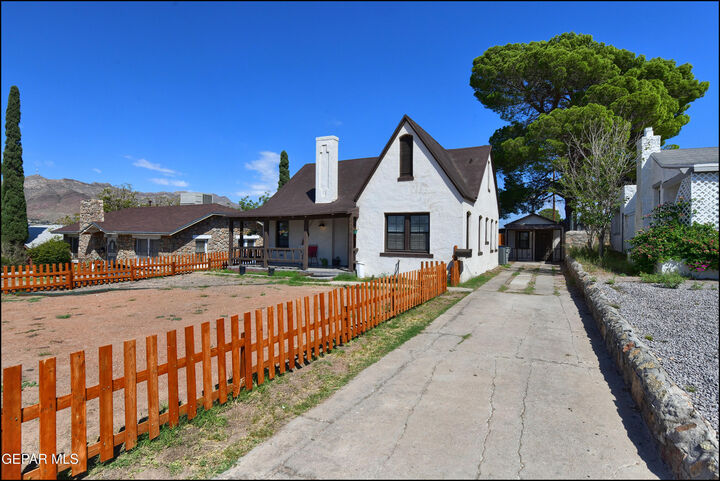 Property Photo:  4325 Oxford Avenue  TX 79903 