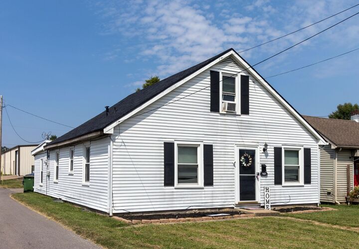 Property Photo: 521 N Adams KY 42420