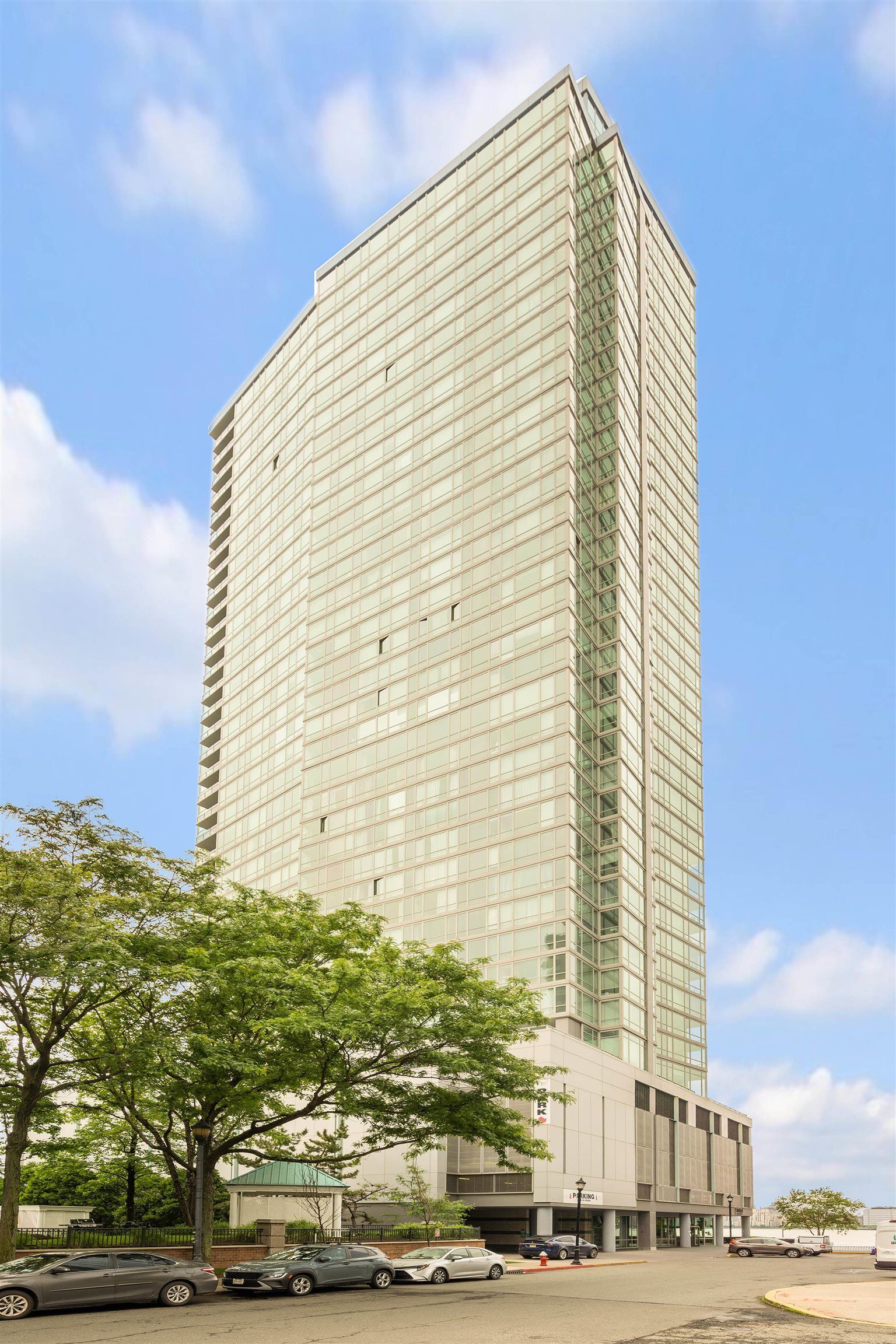 Property Photo:  2 2nd St 2101  NJ 07302
