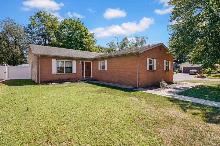 Property Photo:  816 Southfield Road  IN 47715 