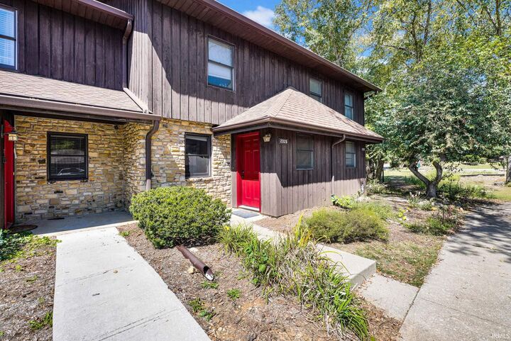Property Photo:  2325 E Winding Brook Court  IN 47401 