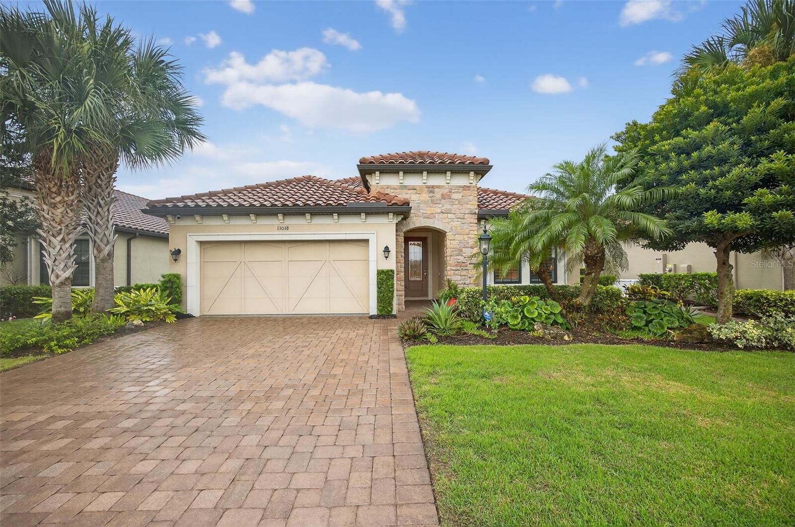 Property Photo:  13038 Prima Drive  FL 34211 