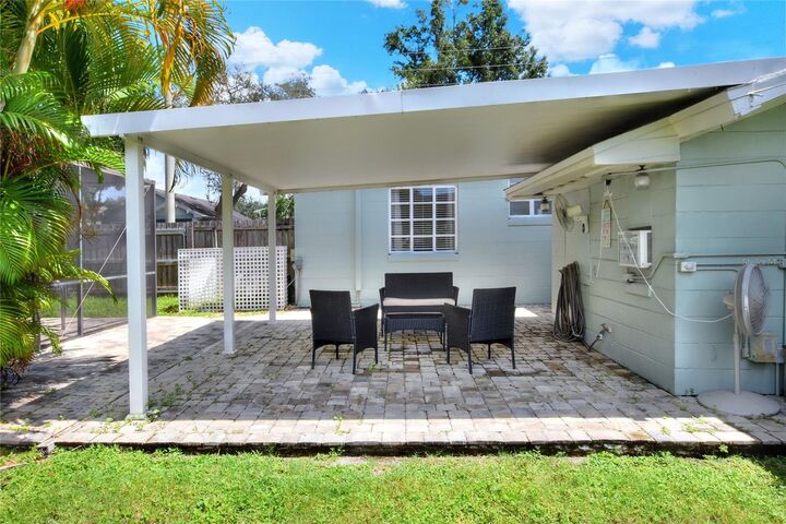 Property Photo:  825 S New York Avenue  FL 33815 