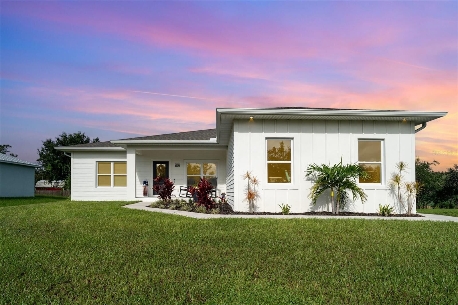 Property Photo: 29415 Daisy Street FL 33982