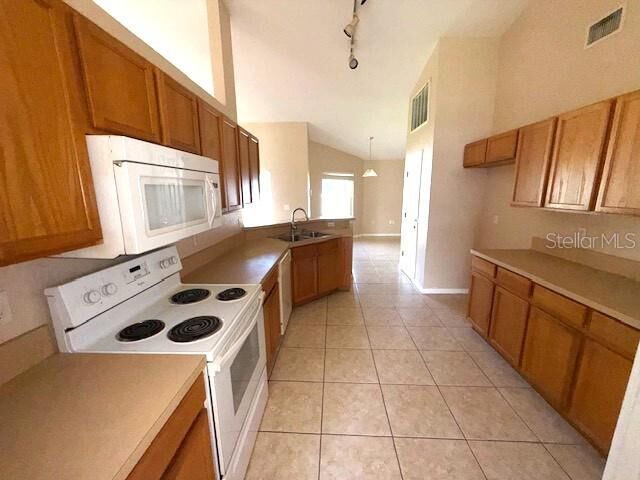 Property Photo:  523 Partridge Drive  FL 34759 
