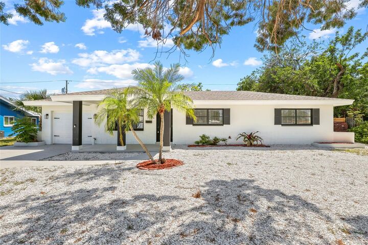 1154 64th Avenue S  St Petersburg FL 33705 photo